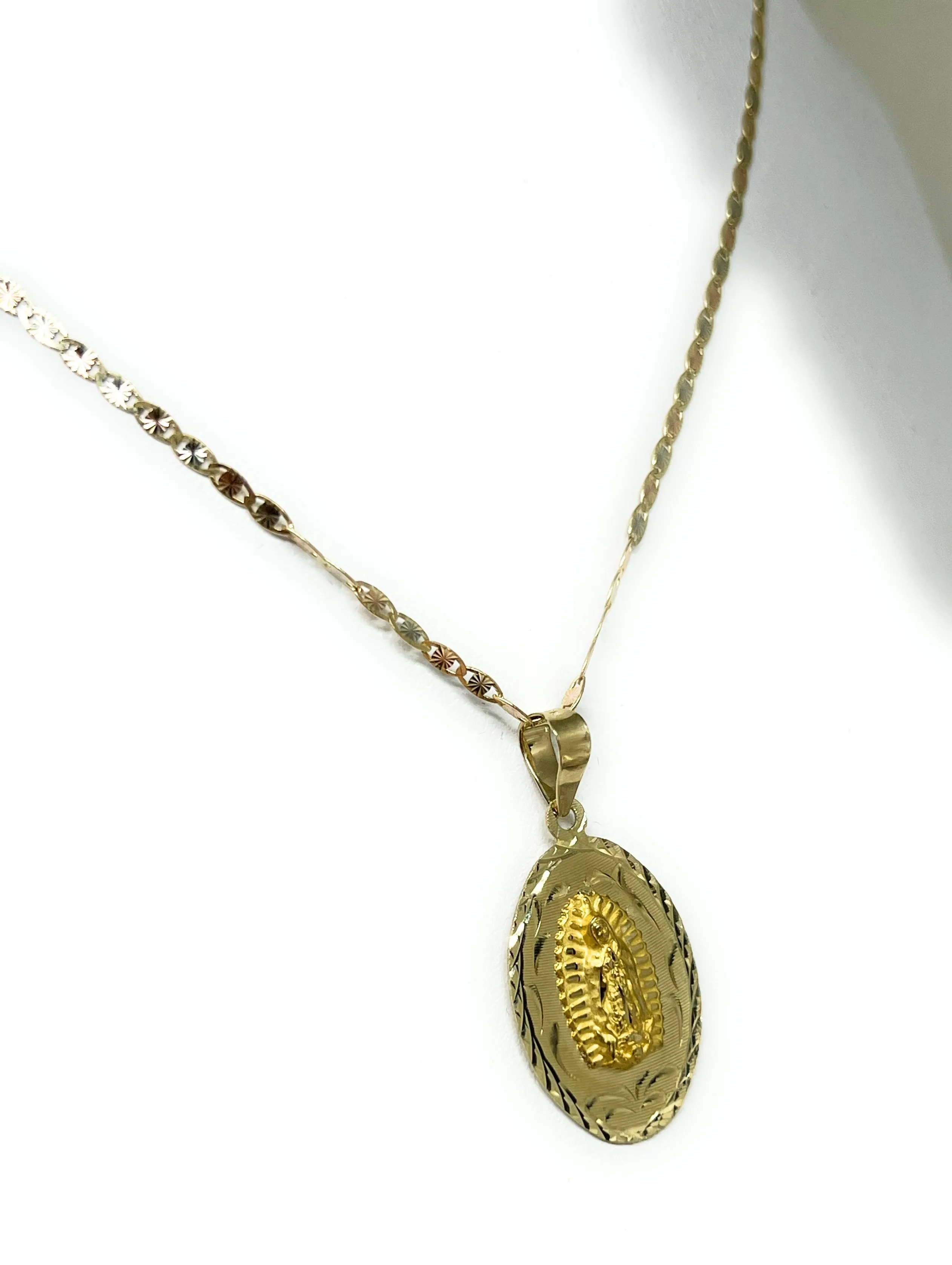 10k Solid Gold Yellow Classic Virrgin Mary Oval Pendant Virrgen Guadalupe (MADE IN MX)