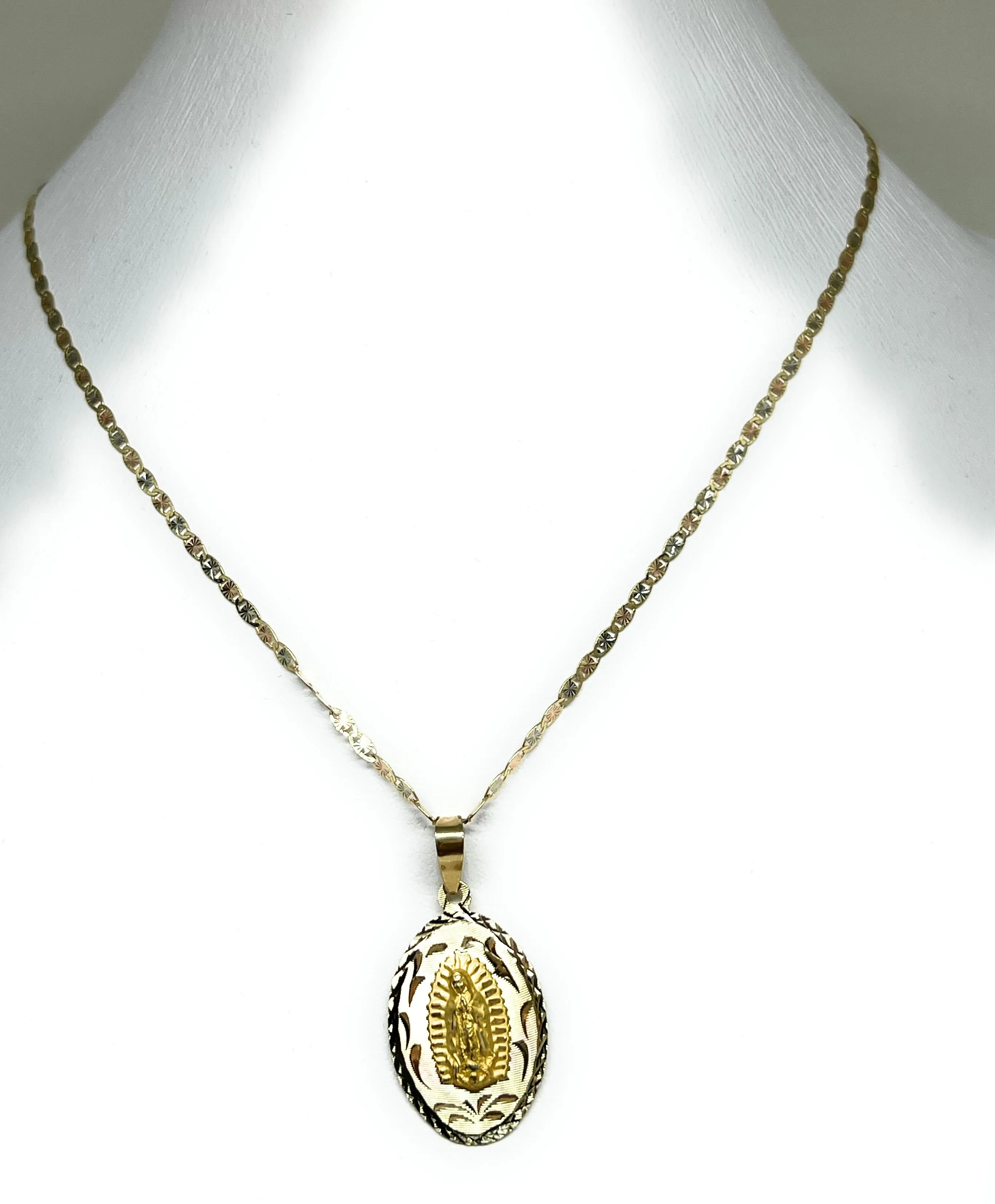 10k Solid Gold Yellow Classic Virrgin Mary Oval Pendant Virrgen Guadalupe (MADE IN MX)