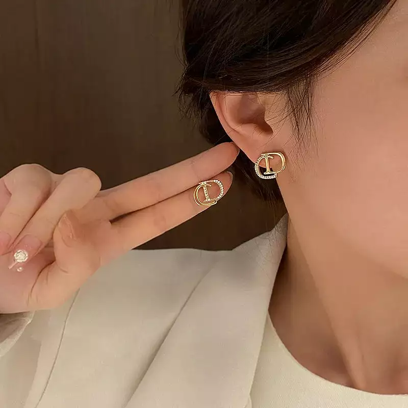 Alphabet DG Earrings Women's Luxury Gold Earrings Personality Design Sense Simple Earrings - S4653334