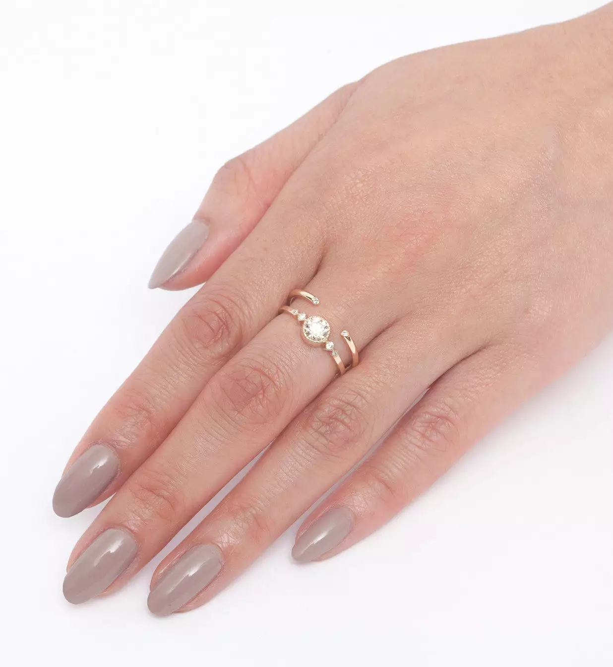 Champagne Diamond Solitaire Echo Ring