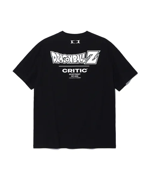 CRITIC  |Unisex Street Style Collaboration T-Shirts