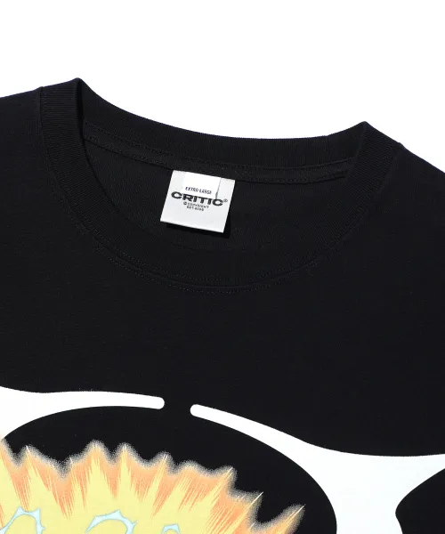 CRITIC  |Unisex Street Style Collaboration T-Shirts