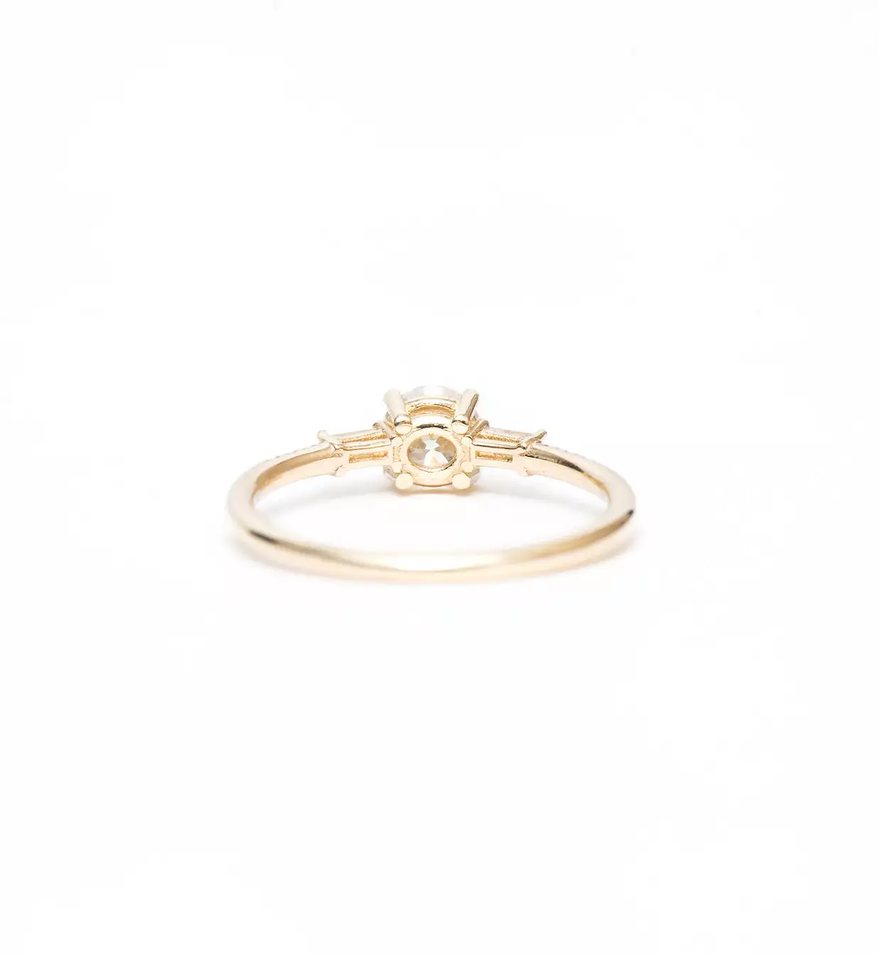 Diamond Melody Baguette Equilibrium Ring