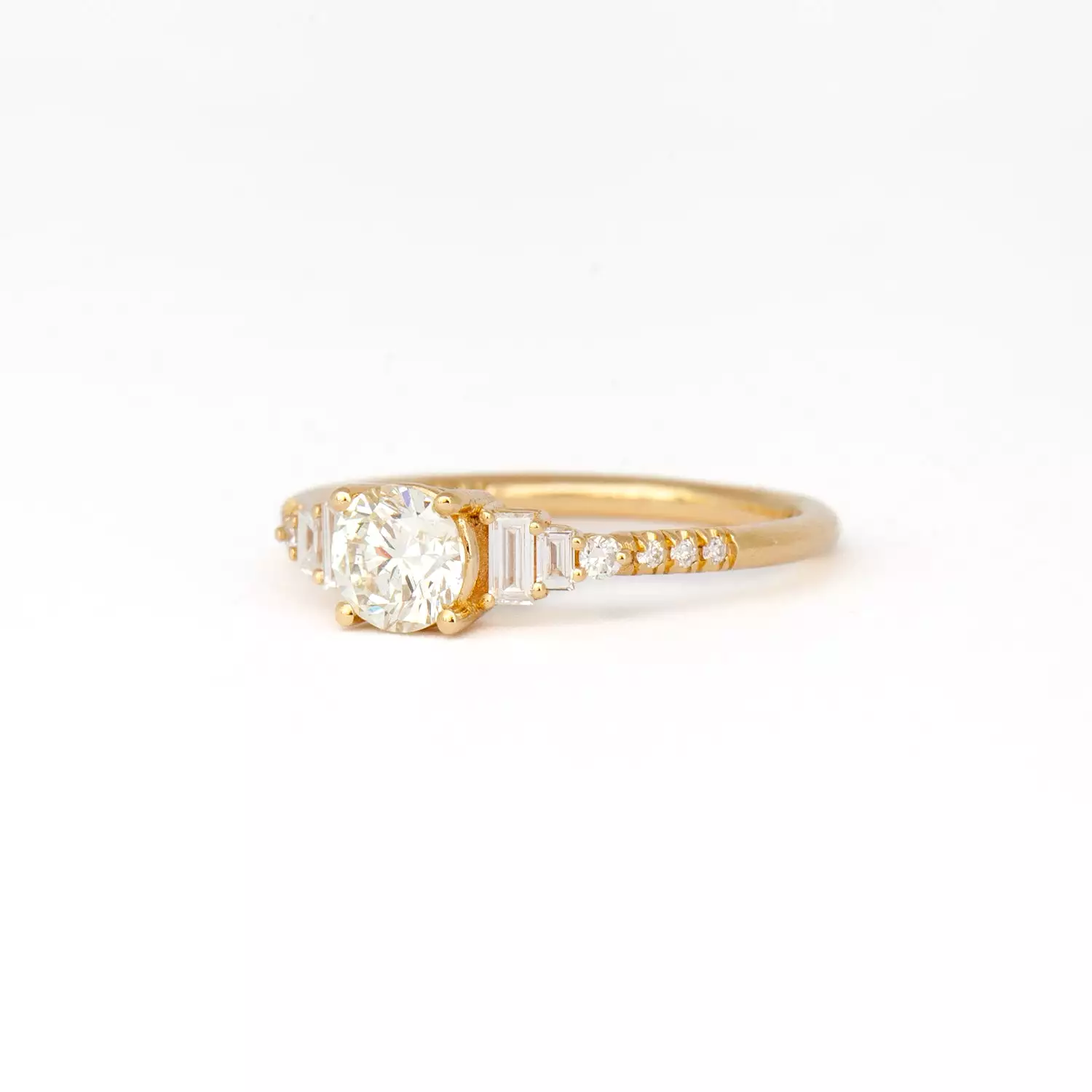 Diamond Scherzo Ring