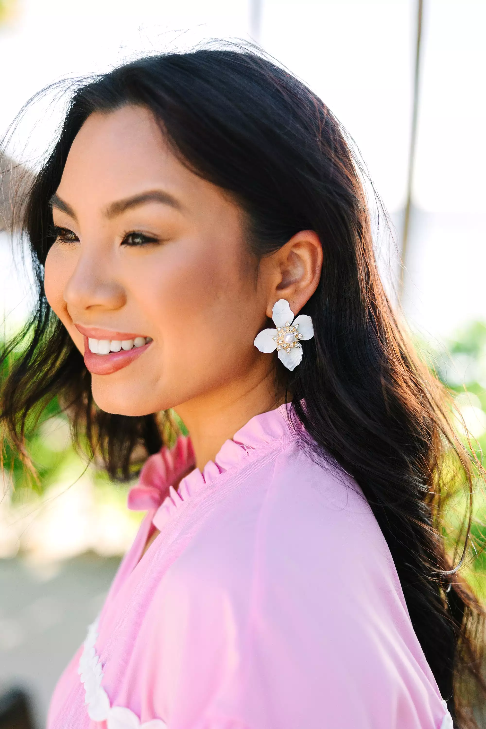 Do Your Part Ivory White Flower Earrings