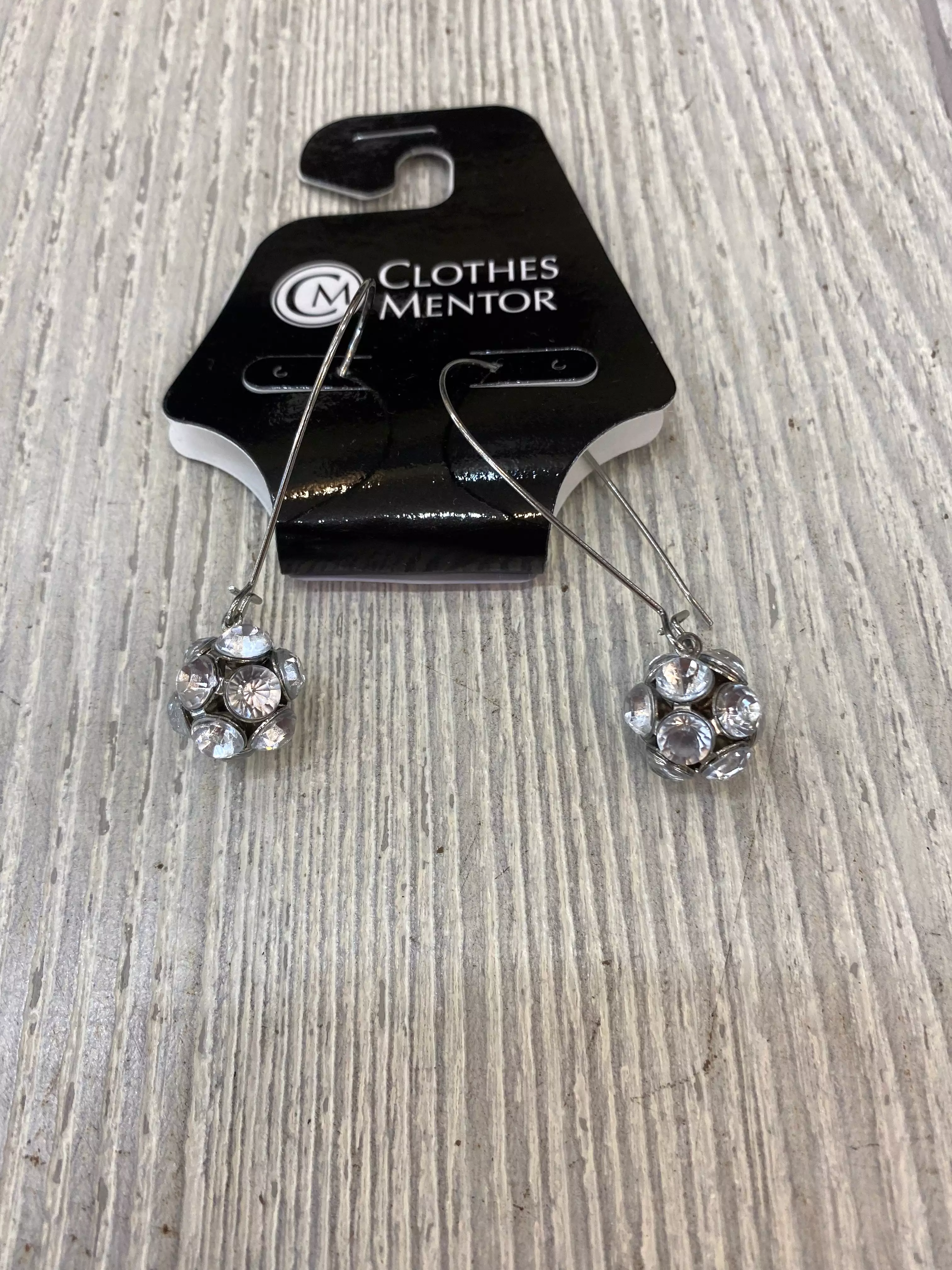 Earrings Dangle/drop By Clothes Mentor