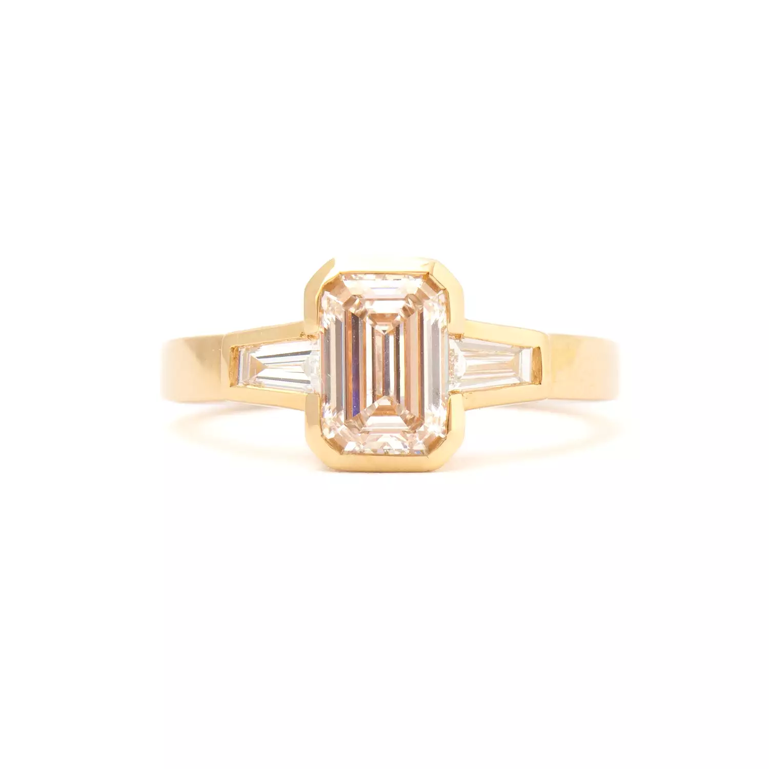 Emerald-cut Ponte Three-Stone Ring