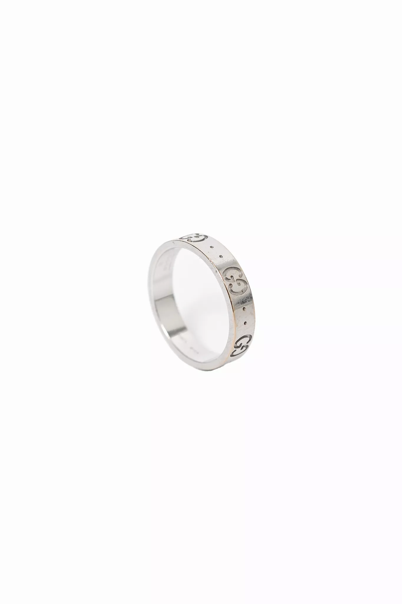 Gucci 18K White Gold Thin Icon Ring Size 6