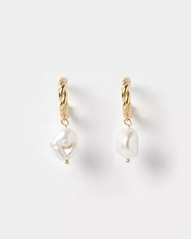 Izoa Darling Earrings Gold Freshwater Pearl