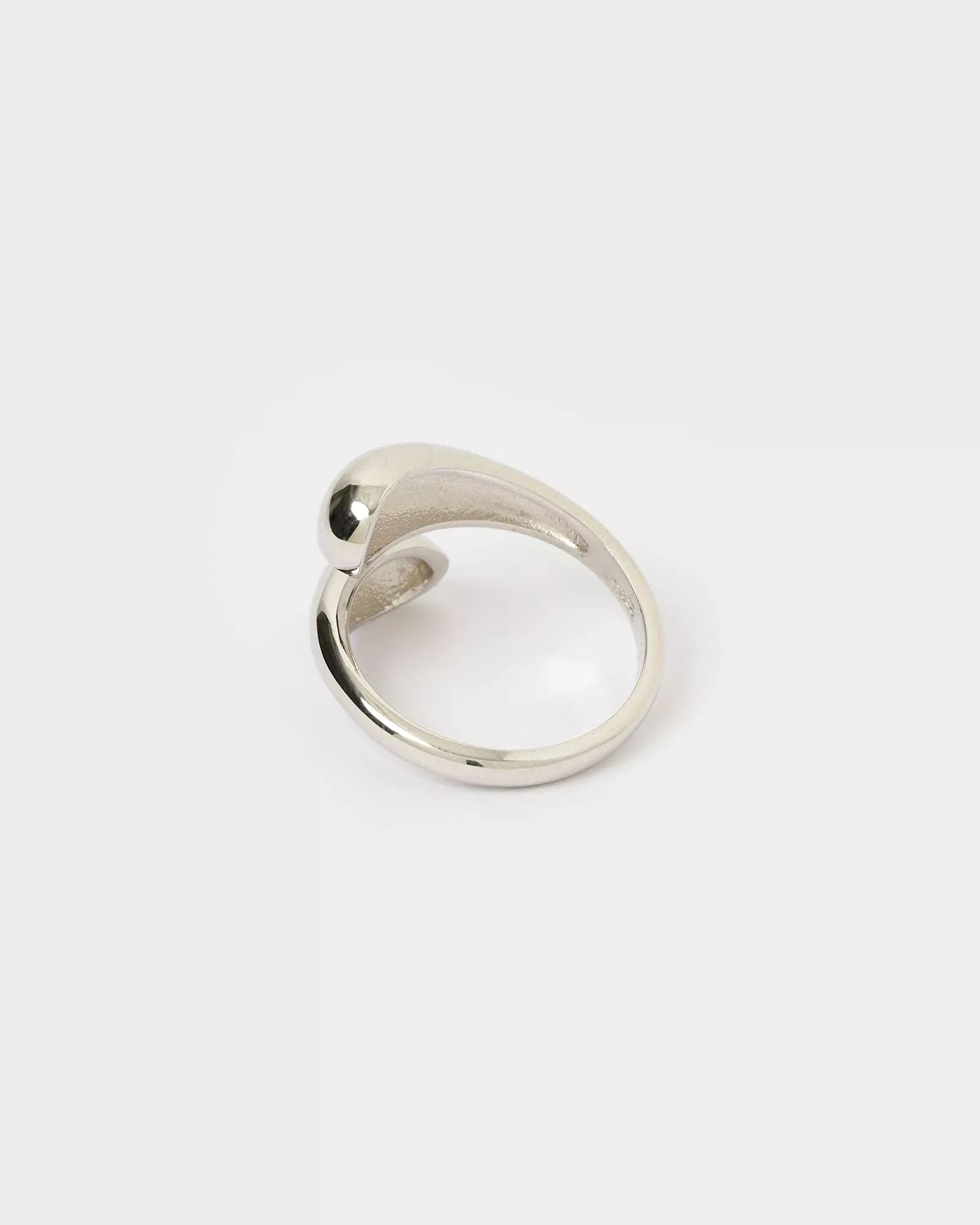 Izoa Shadow Ring Silver