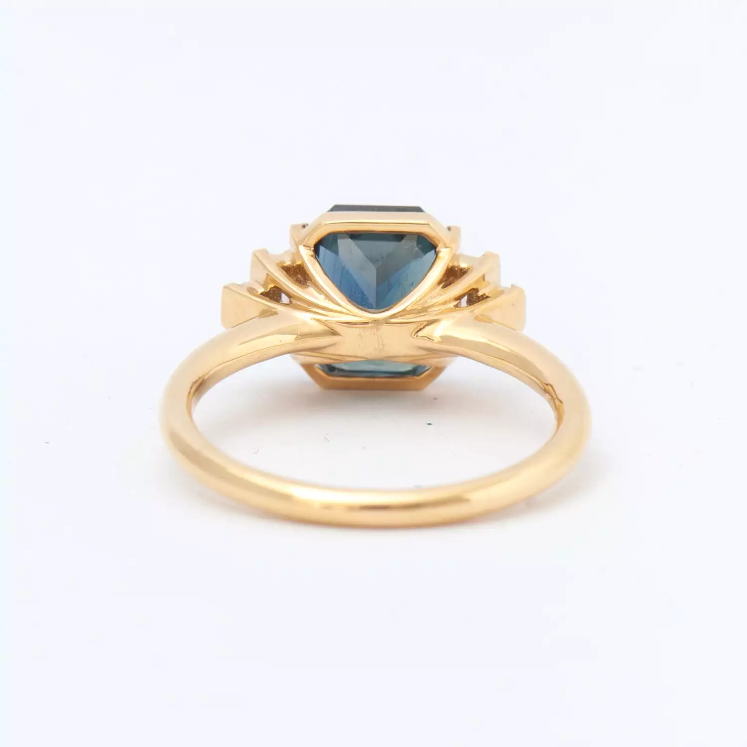 Lagoon Teal Sapphire & Diamond Ring