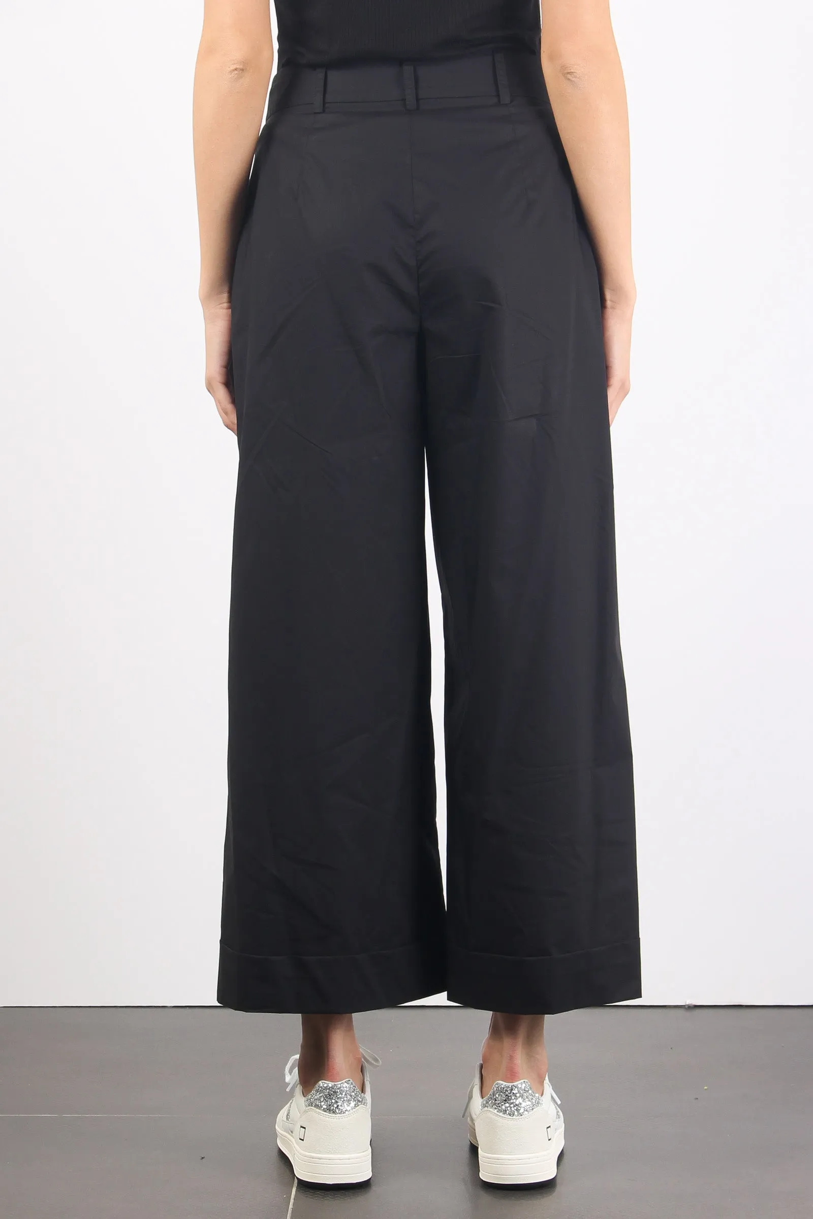 Pantalone Cropped Risvolto Nero