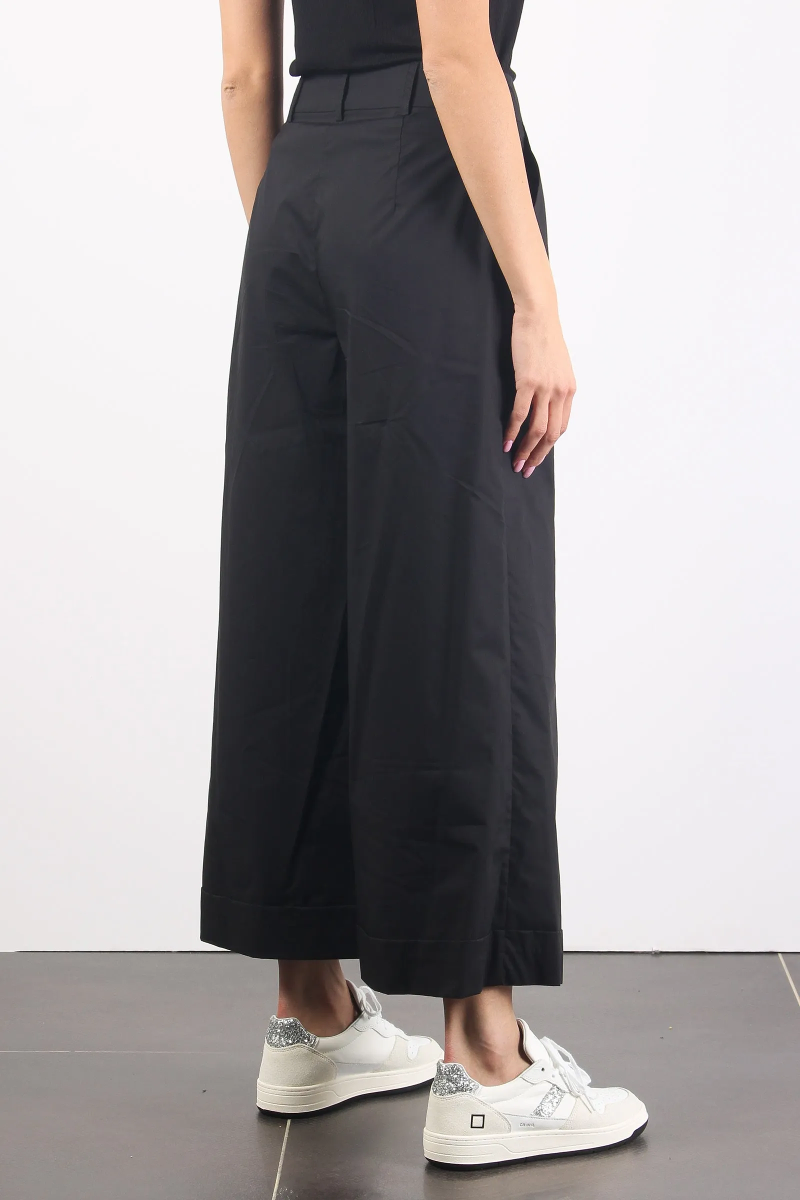 Pantalone Cropped Risvolto Nero