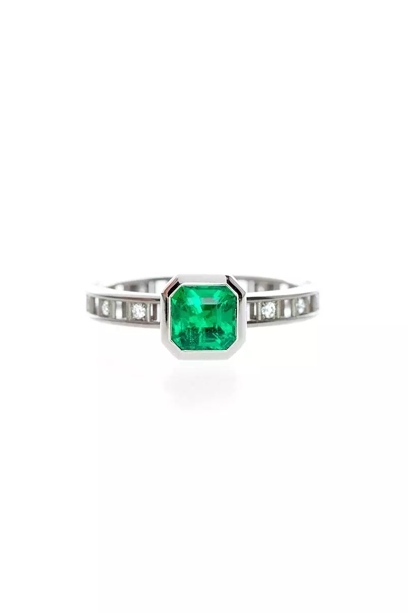 Pixel Dust Open Set Solitaire Ring - Emerald Cut Emerald in White Gold