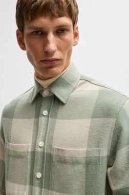 Relaxed-fit shirt in checked cotton flannel