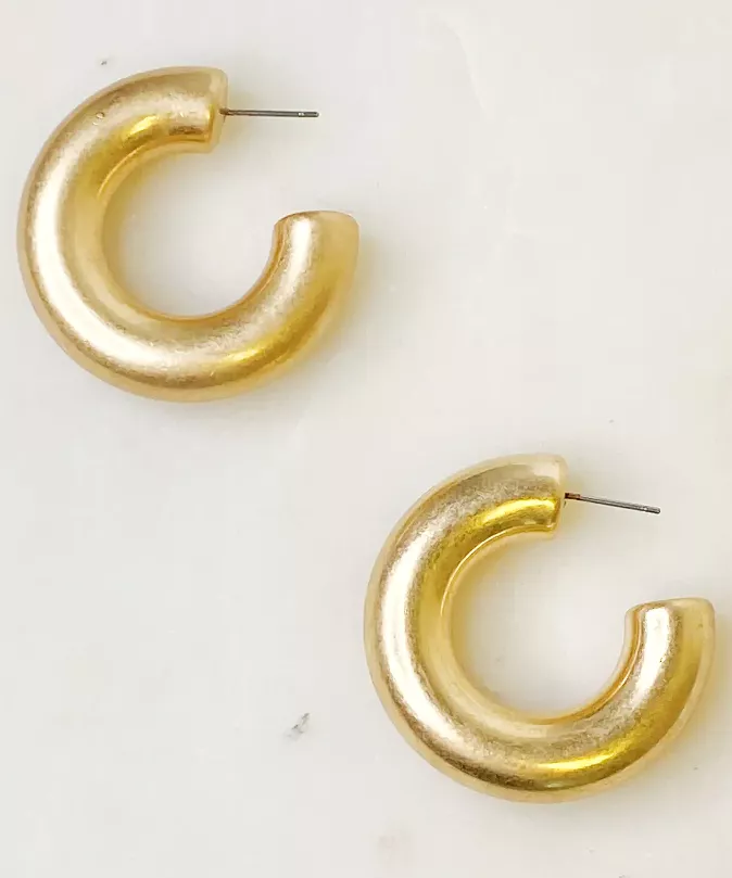 Round and Smooth Medium Hoop Earrings - Gold